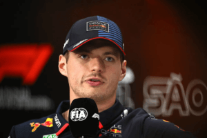 Verstappen Minimiza Pressão da F1 e Foca em “Aproveitar o Momento”