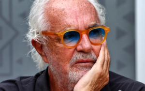 Briatore adverte: Alpine pode trocar pilotos em meio à temporada