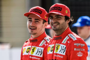 Sainz se despede da Ferrari e agradece a Leclerc por "anos incríveis"